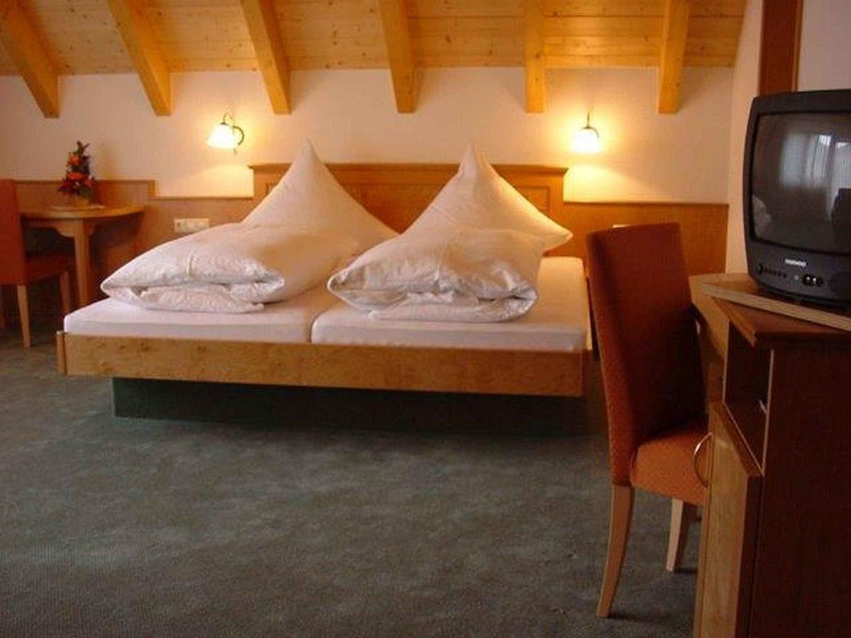 Oberprechtal Gasthof Zum Schuetzen מראה חיצוני תמונה